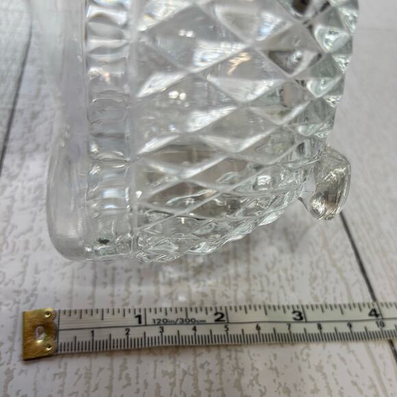 Vintage Indiana Glass Diamond Point Three Footed Scalloped Edge Bowl - Picture 7 of 7